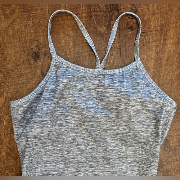 Lululemon power Y activewear tank top woman Sz 8 - Picture 3 of 8